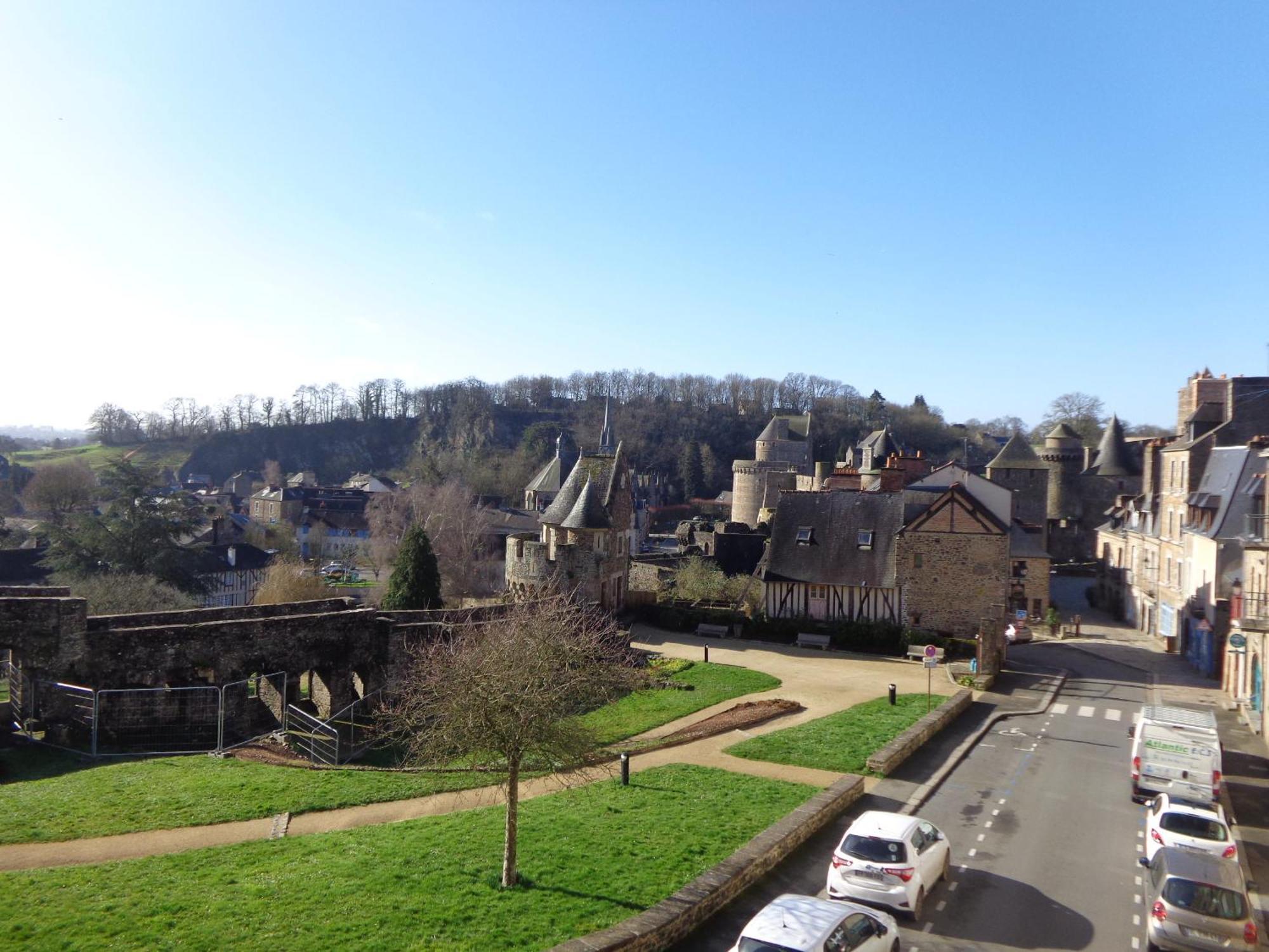 Le Relais Medieval Fougères エクステリア 写真