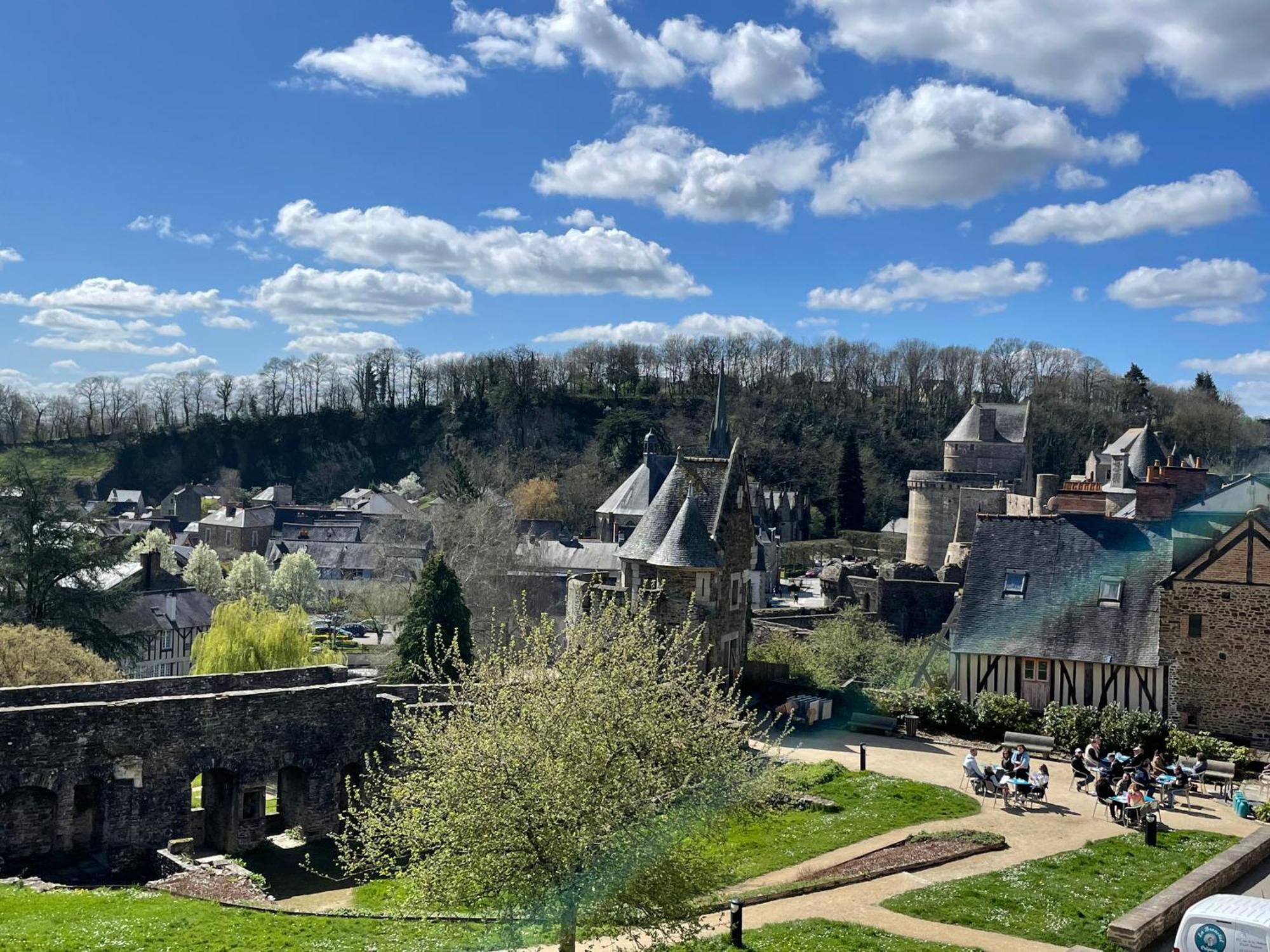 Le Relais Medieval Fougères エクステリア 写真